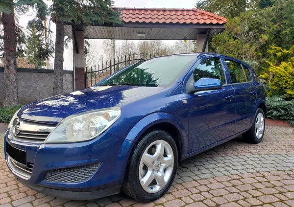 Opel Astra cena 14890 przebieg: 143800, rok produkcji 2008 z Wieliczka małe 529